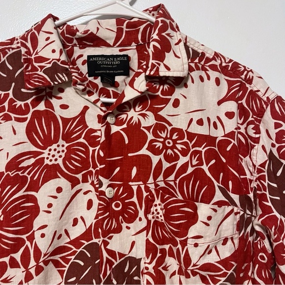 American Eagle Outfitters • Red Hawaiian Linen Blend Button Down Shirt - Picture 2 of 3